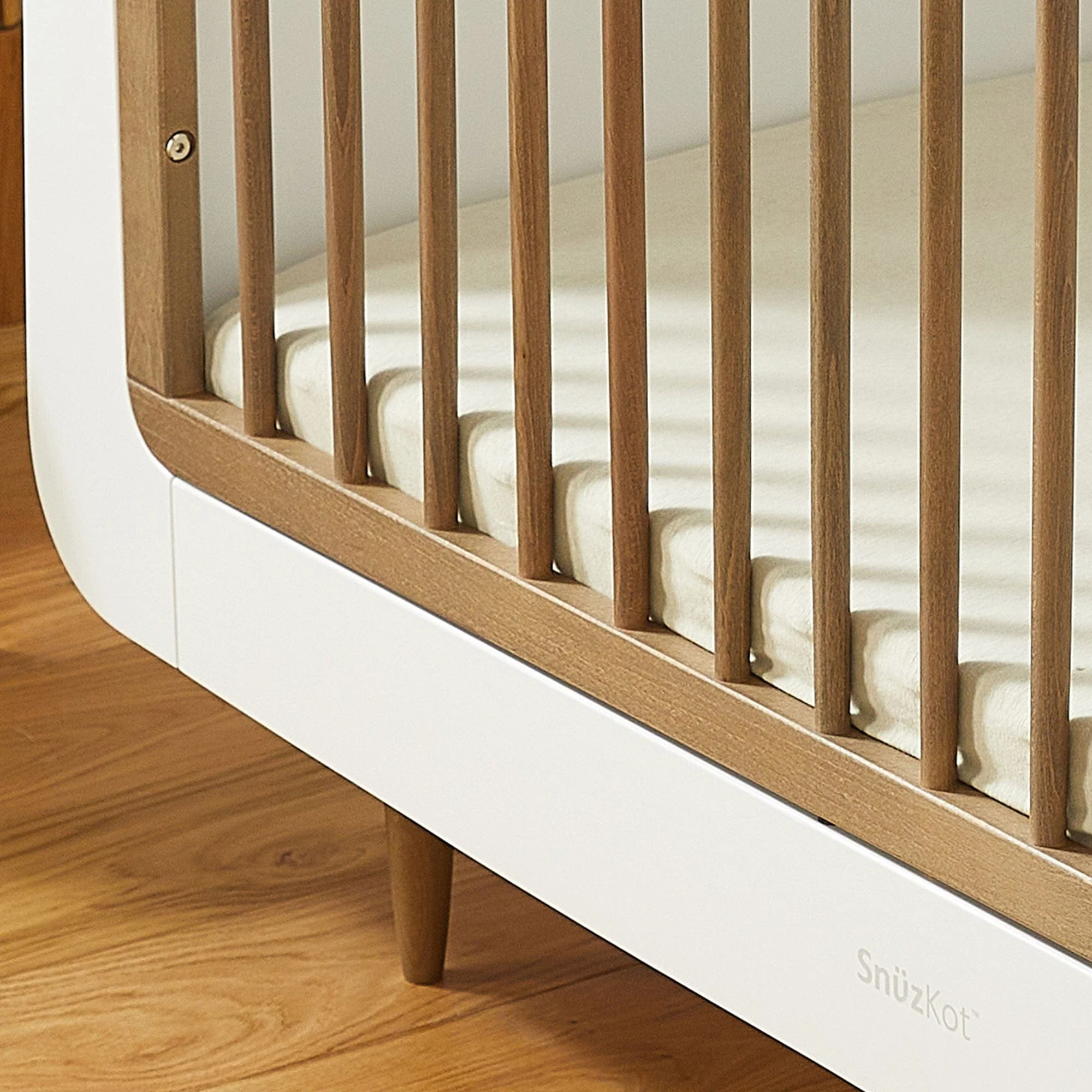 SnüzKot Skandi 3 Piece Nursery Furniture Set - Walnut - Image 4