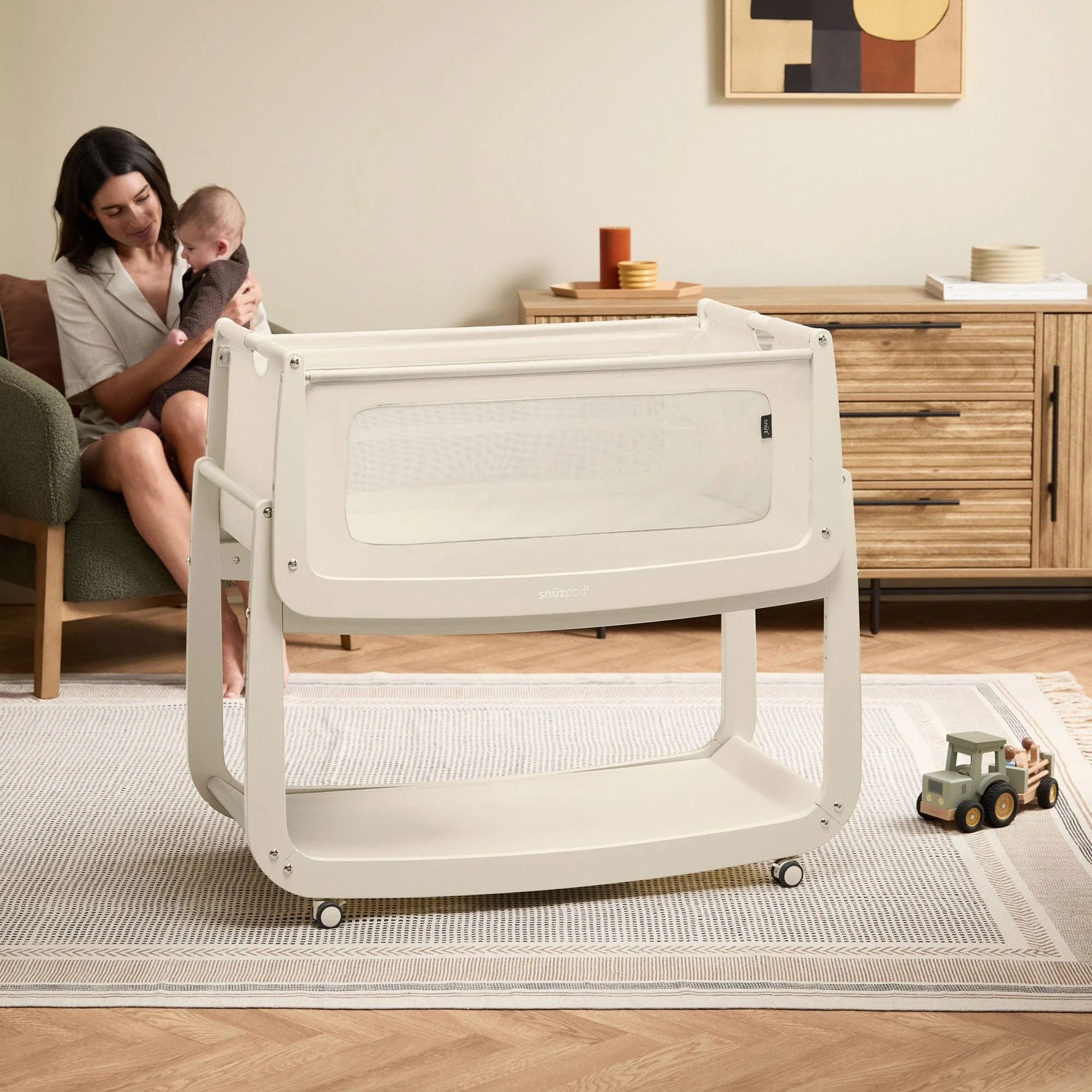 SnüzPod 5 Bedside Crib - Cashmere - Image 6
